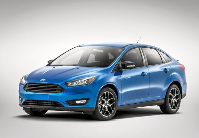 2015 New FORD FOCUS SEDAN