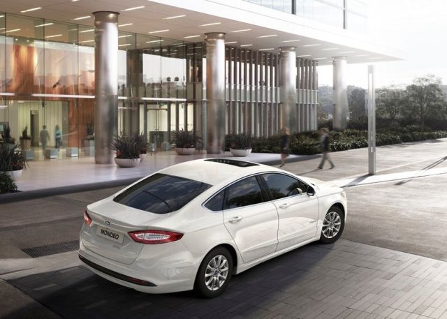 2015 FORD MONDEO HYBRID