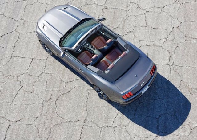 2015_FORD_MUSTANG_CABRIO_airview-pic-4