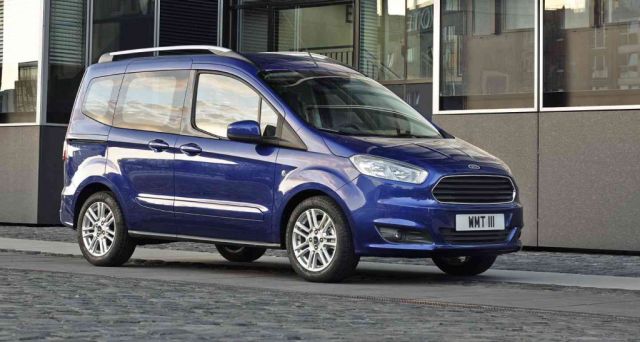 2015 FORD TOURNEO COURIER