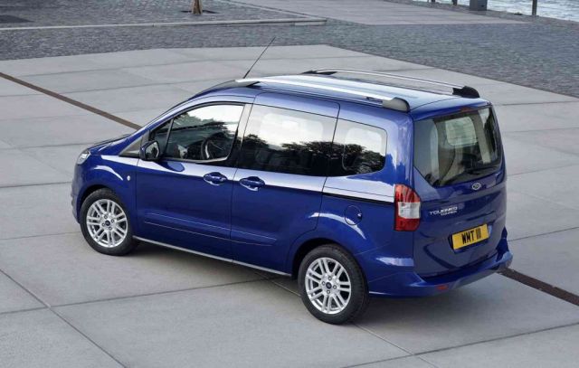 2015 FORD TOURNEO COURIER