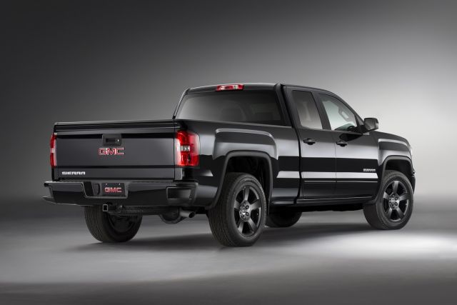 2015_GMC_ELEVATION_EDITION_pic-2