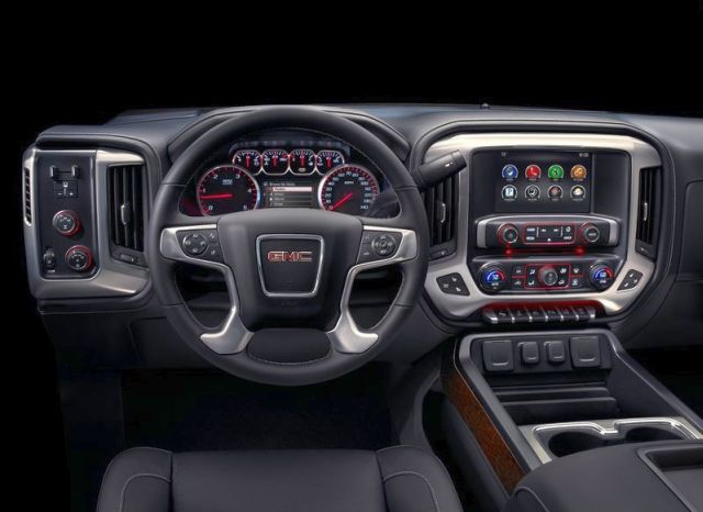 2015_GMC_SIERRA_HD_4x4_pick-up_dashboard_pic-8