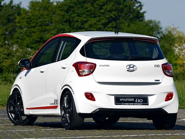 2015_HYUNDAI_i10_SPORT_pic-5