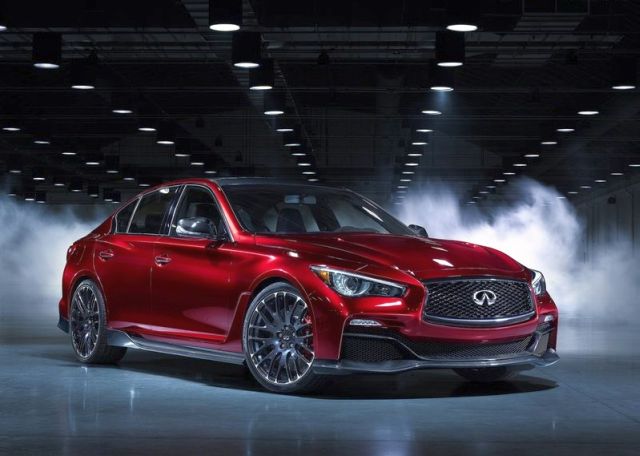 2015 INFINITI Q50 EAU ROUGE