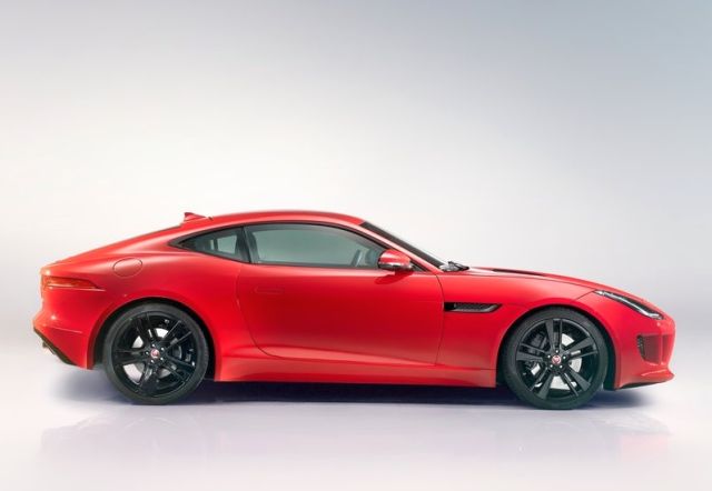 2015_JAGUAR_F-TYPE_COUPE_profile_pic-1