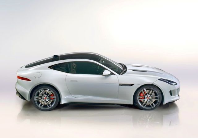 2015_JAGUAR_F-TYPE_R_profile_pic-3