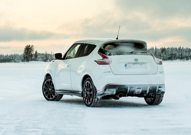 2015_JUKE_NISMO_RS_rear_pic-10