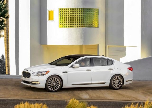 2015 KIA K900