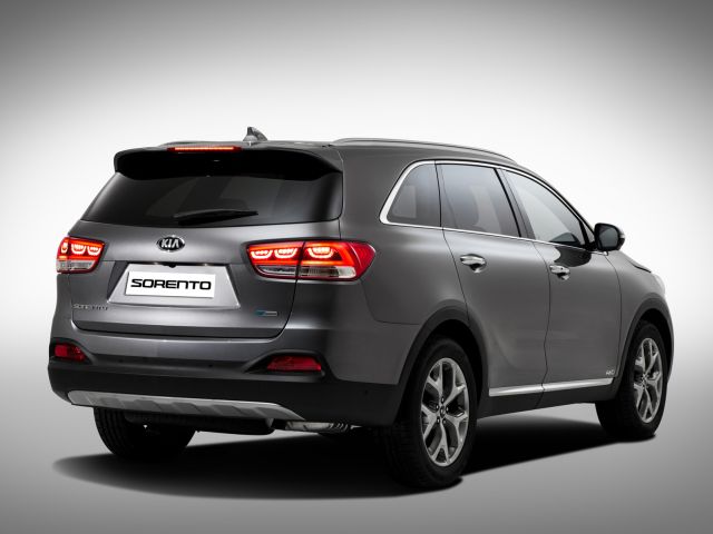 2015_KIA_SORENTO_pic-3