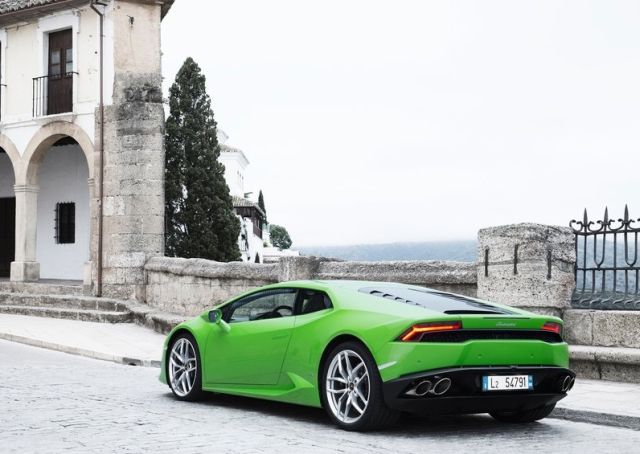2015 LAMBORGHINI HURACAN LP610-4