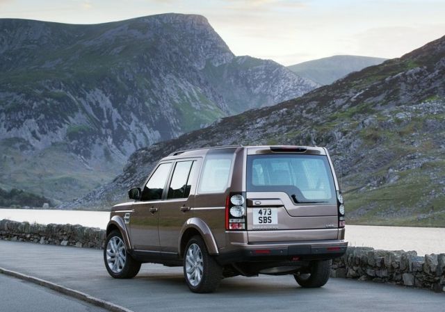 2015_LAND_ROVER_DISCOVERY_pic-5