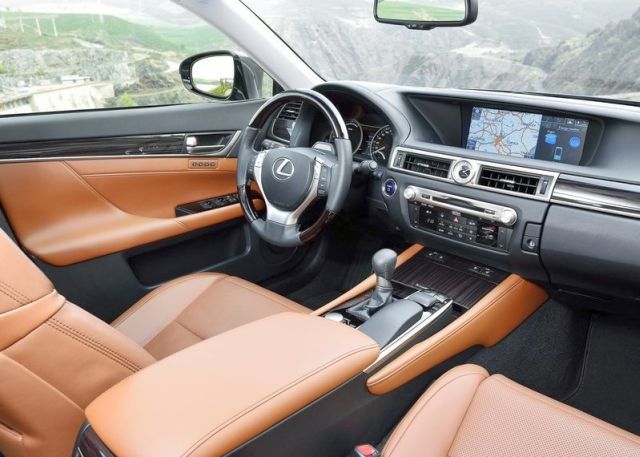 2015 new LEXUS GS 300H dashboard
