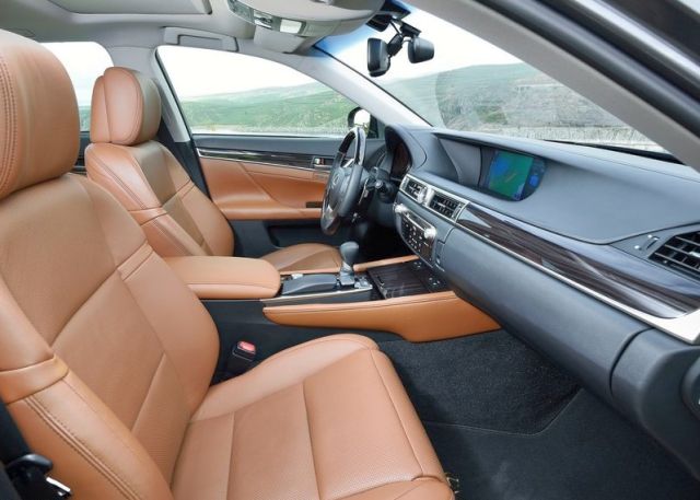 2015 new LEXUS GS 300H interior