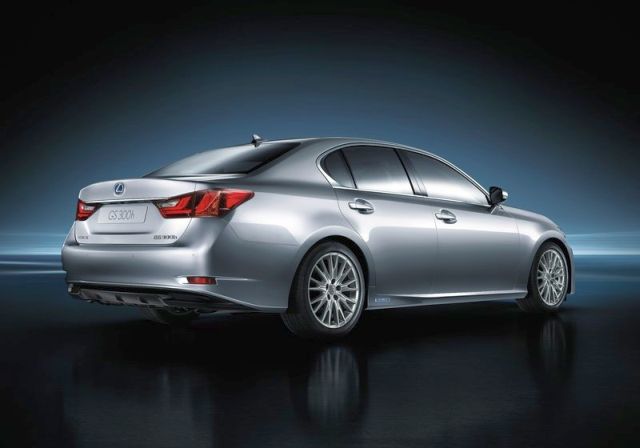 2015 LEXUS GS 300H