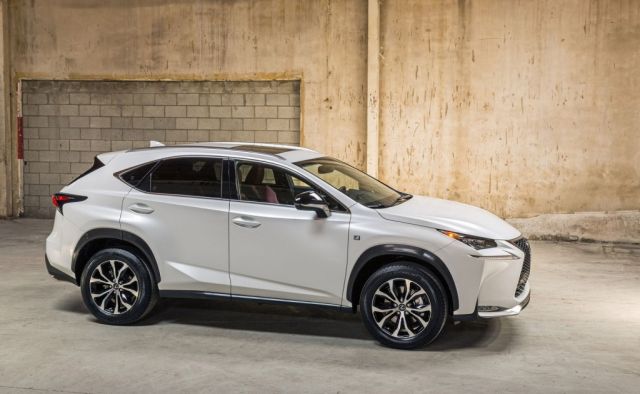 2015_LEXUS_NX_200T F-SPORT_front_pic-3