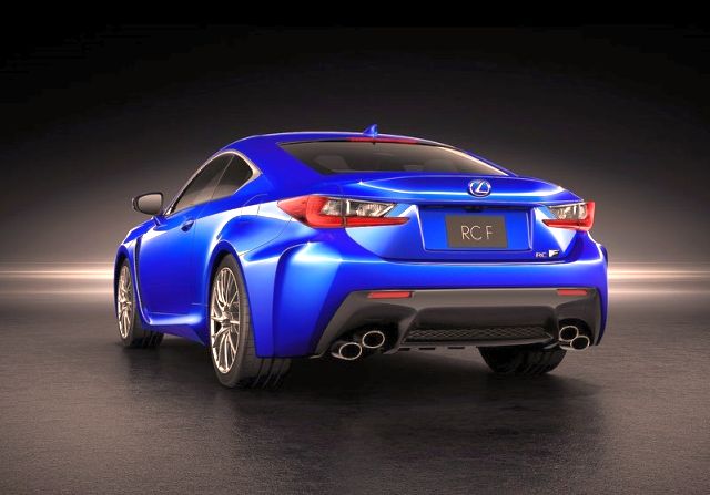 2015_LEXUS_RC-F_rear_pic-3