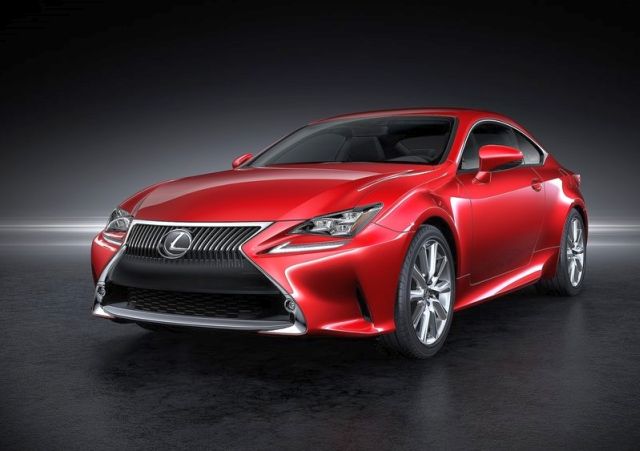 2015_LEXUS_RC_front_pic-2