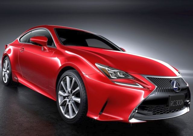 2015_LEXUS_RC_front_pic-3