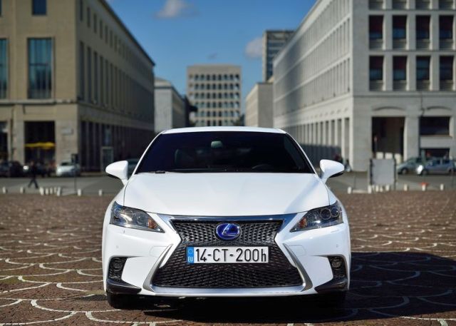 2015 LEXUS CT 200h HATCHBACK