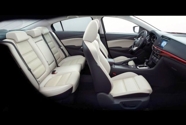 2015_MAZDA_6_Sedan_interior-pic-9