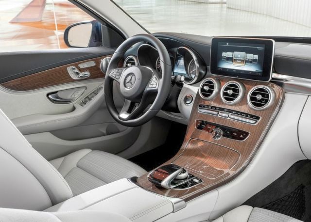 2015 MERCEDES C CLASS dashboard