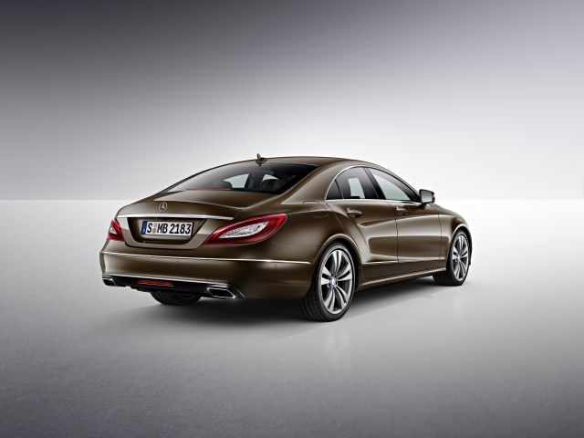 2015_MERCEDES_CLS_pic-4