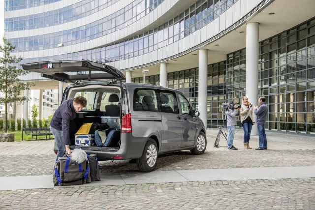 2015 MERCEDES VITO TOURER