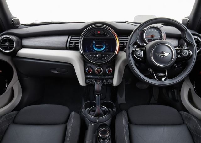 2015 MINI COOPER S 5 Door