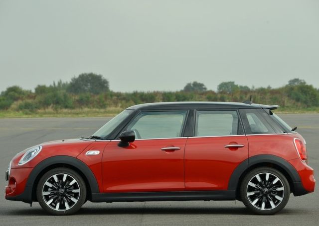 2015 MINI COOPER S 5 Door