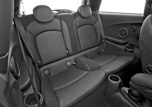 2015_MINI_COOPER_S_rear_seats_pic-13