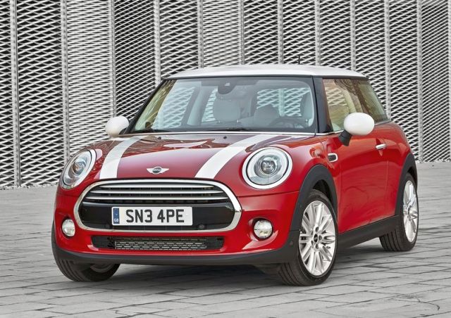 2015 MINI COOPER