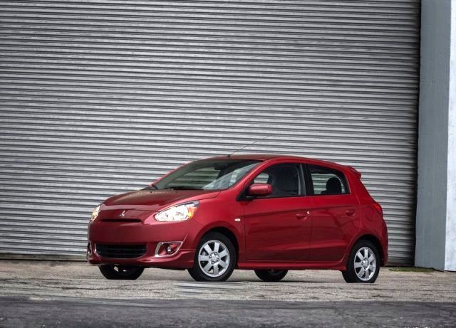 2015_MITSUBISHI_MIRAGE_front_pic-1