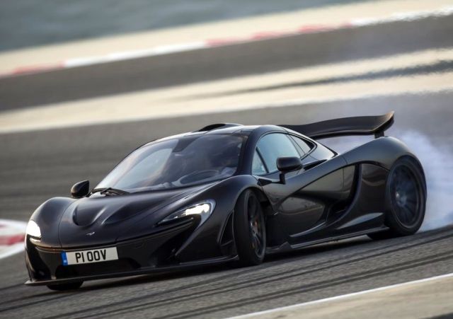 2015_McLAREN_P1_front_pic-3