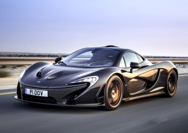 2015_McLAREN_P1_front_pic-8