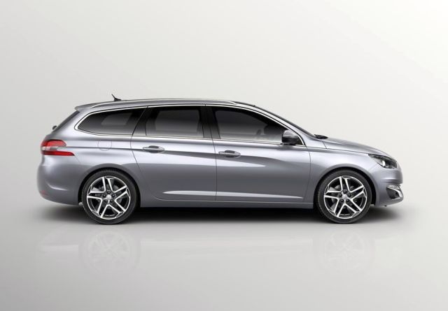 2015_PEUGEOT_308_SW_profile_pic-6