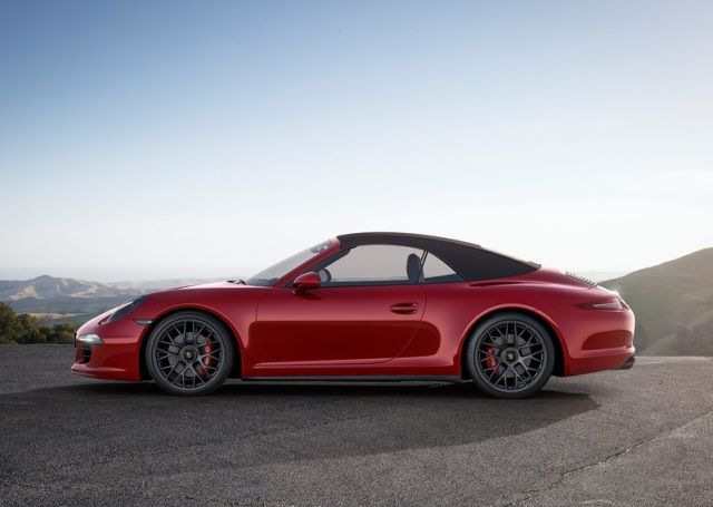 2015 PORSCHE 911 GTS