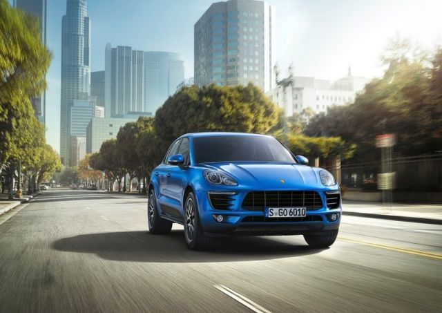 2015 new PORSCHE MACAN Blue