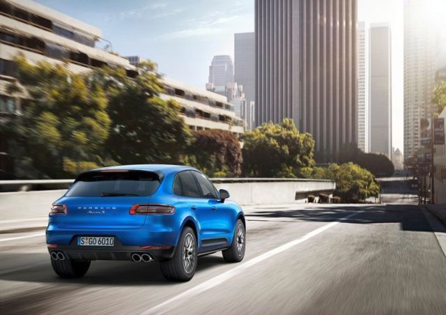 2015 new PORSCHE MACAN Blue