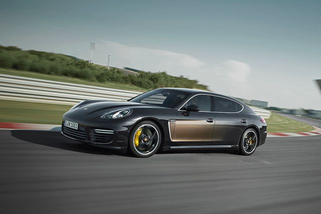 PORSCHE PANAMERA EXCLUSIVE