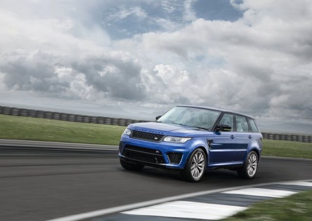 2015_RANGE_ROVER_SPORT_SVR_pic-3