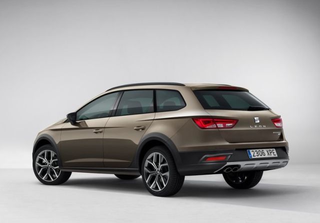 2015_SEAT_LEON_X-PERIENCE_pic-3