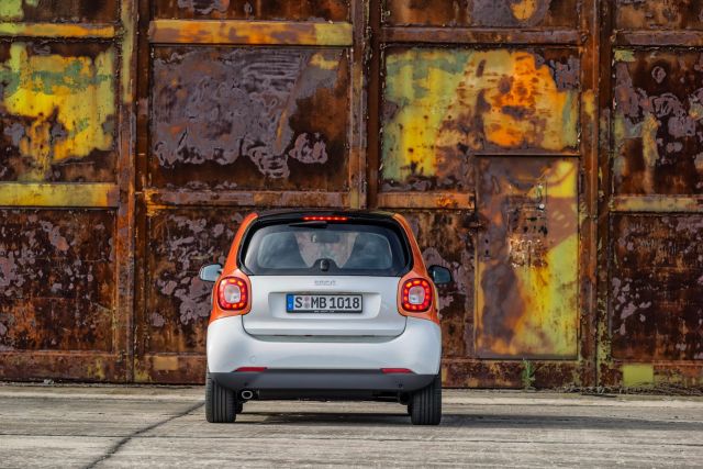 2015_SMART_FORTWO_pic-7