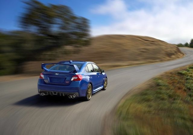 2015_SUBARU_WRX_STI_rear_pic-6