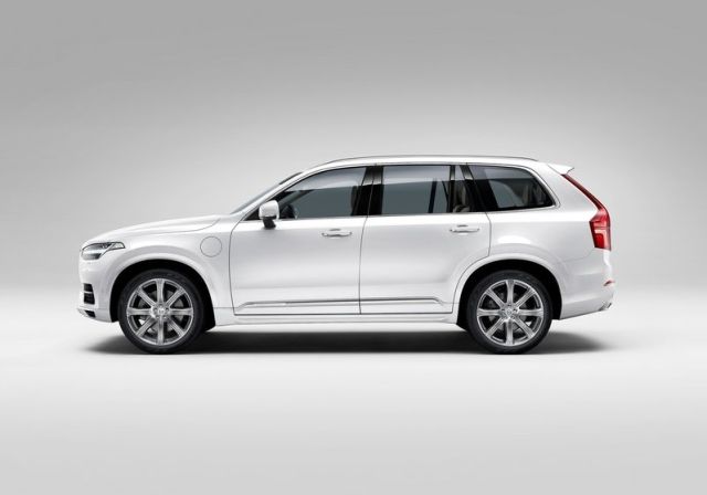 2015 VOLVO XC90