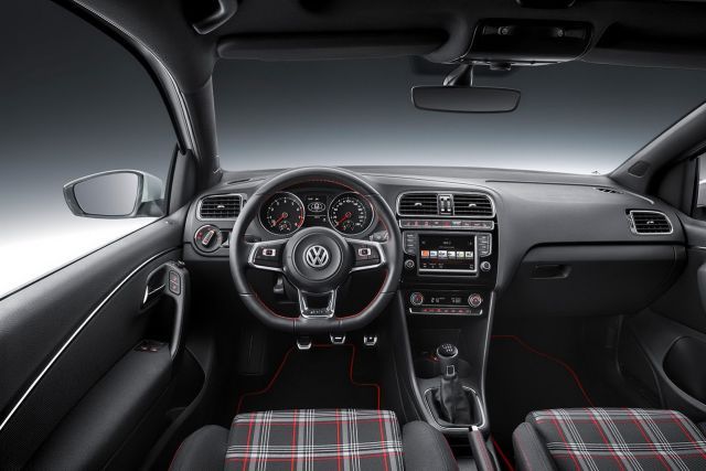 2015 VW POLO GTI