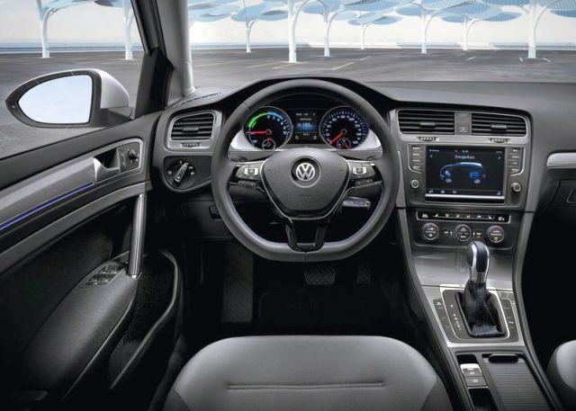 2015 VW e-GOLF