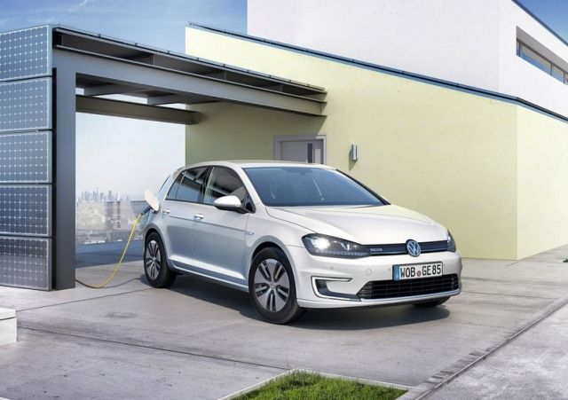 2015_VW_e-GOLF-front_pic-10