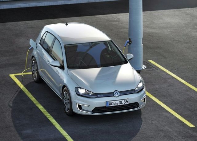2015_VW_e-GOLF-front_pic-9