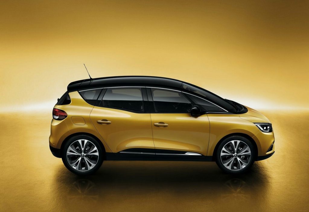 2017 RENAULT SCENIC